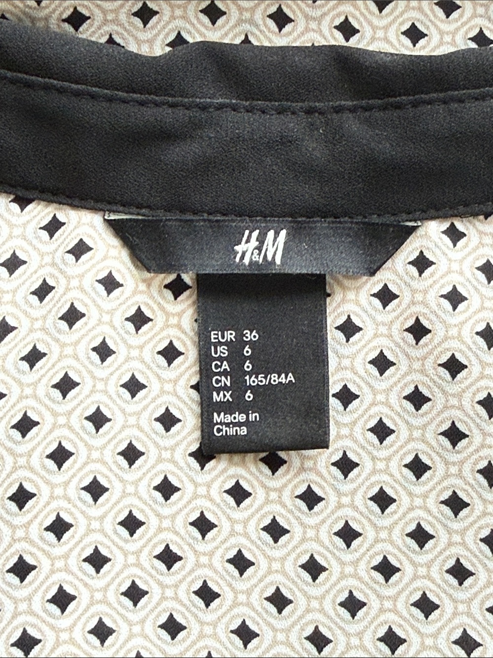 H&M Black, White, Taupe Geometric Dot Black Collar Sleeveless Shirt Sheath Dress - Picture 2 of 7
